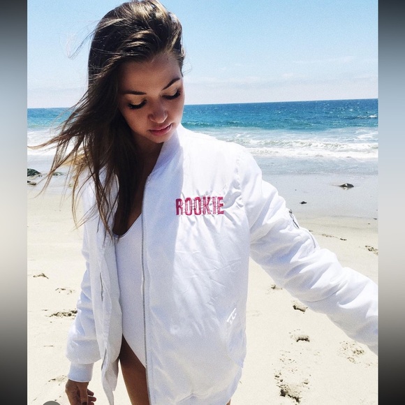 White Rookie Movement Bomber- Small - Picture 7 of 11